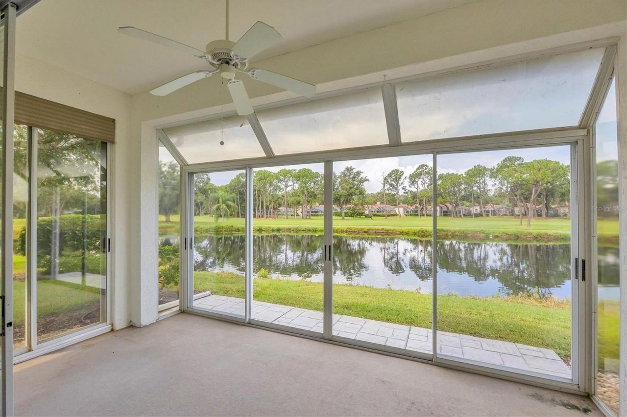 5662 Long Common Circle, Unit 8, Sarasota, FL 34235 Photo