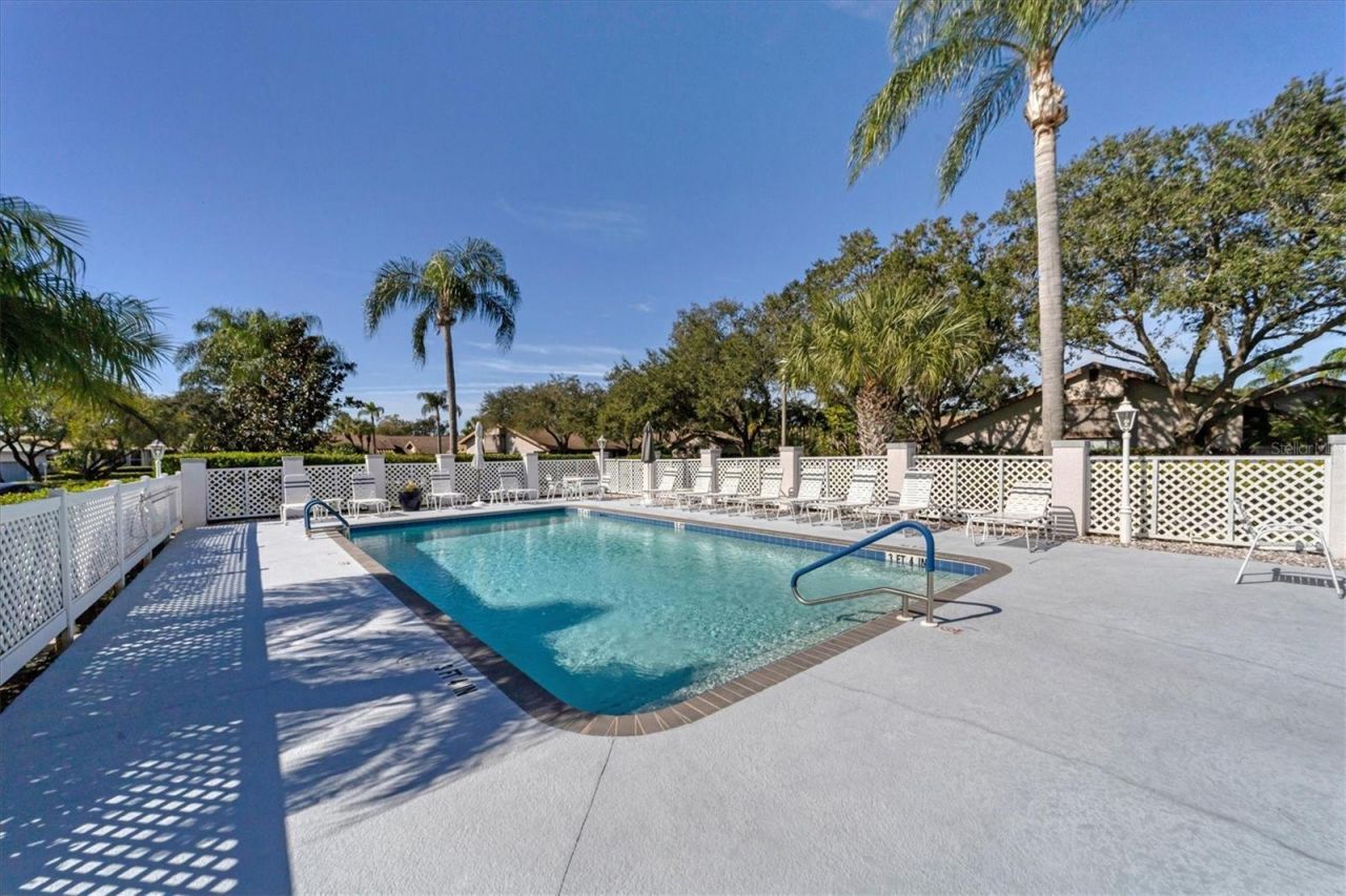 5662 Long Common Circle, Unit 8, Sarasota, FL 34235 Photo