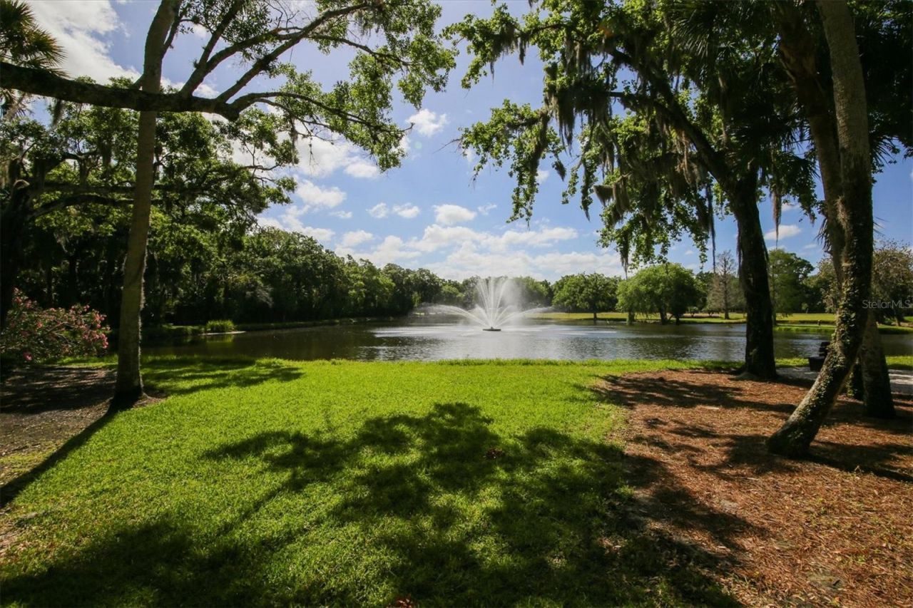 5662 Long Common Circle, Unit 8, Sarasota, FL 34235 Photo