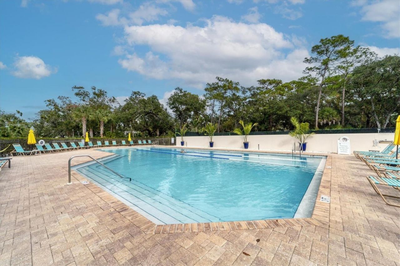 5662 Long Common Circle, Unit 8, Sarasota, FL 34235 Photo