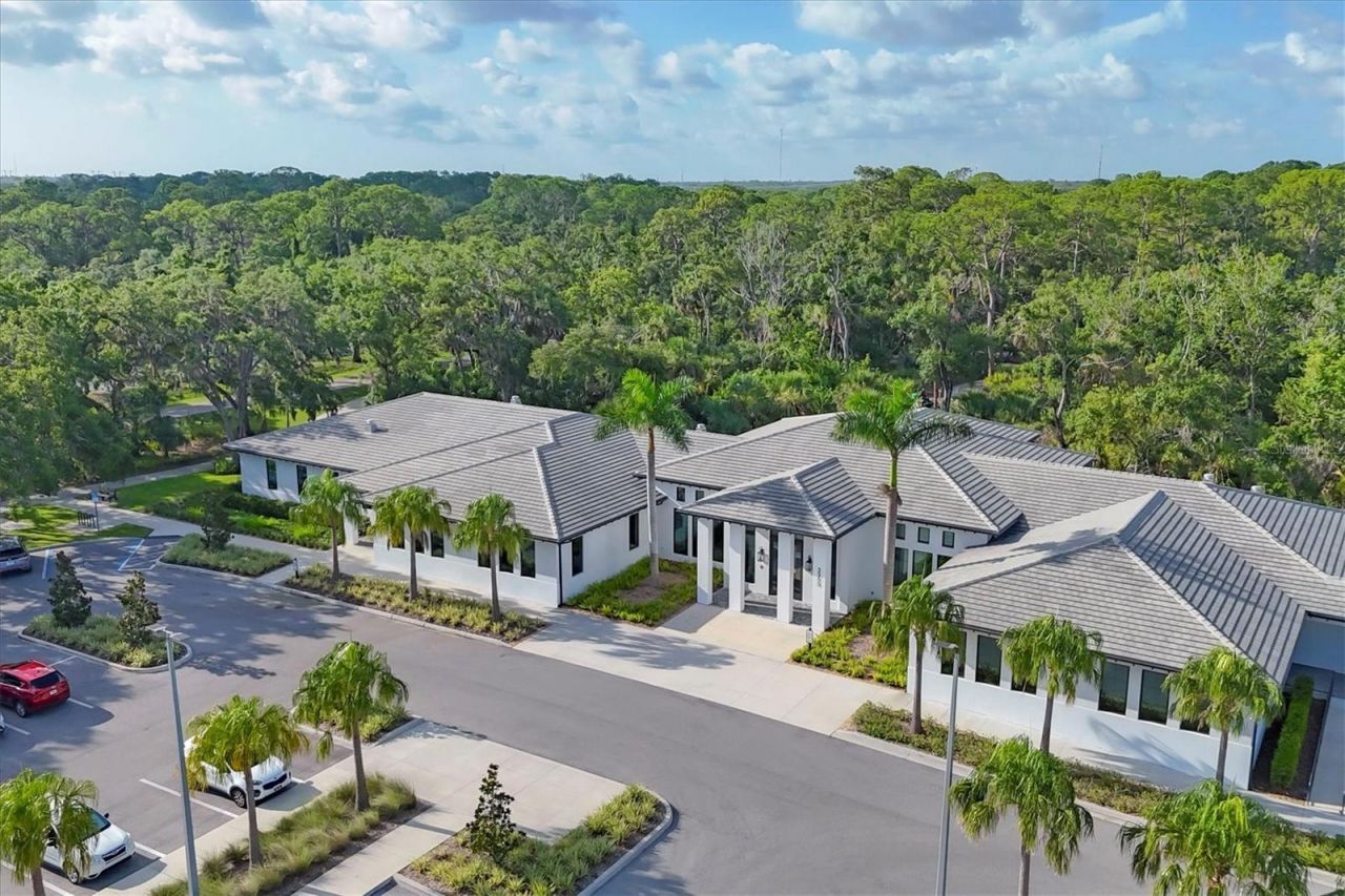 5662 Long Common Circle, Unit 8, Sarasota, FL 34235 Photo