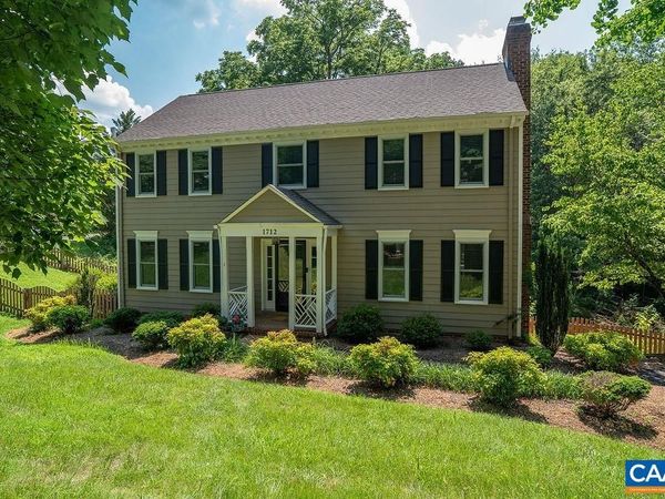 1712 HEARTHGLOW LN, Charlottesville, VA 22901