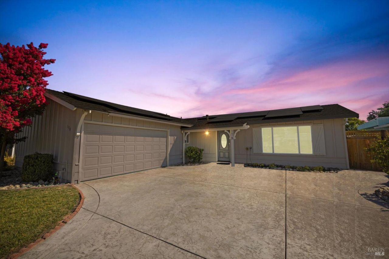 178 Mckinley Circle, Vacaville, CA 95687 Main Photo