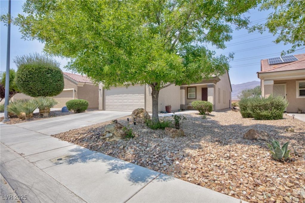 2320 Willow Wren Drive, North Las Vegas, NV 89084 Main Photo
