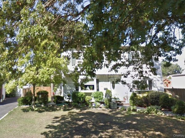 858 Mayer, Wantagh, NY 11793