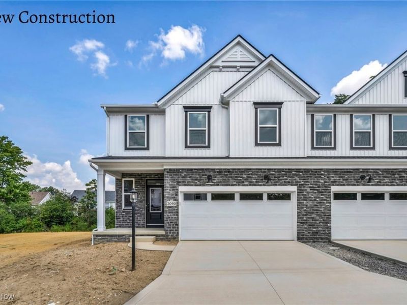 2090 Glenmont Drive, Brunswick, OH 44212 Photo 1