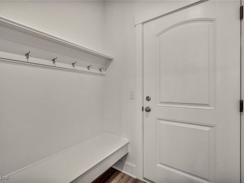 2090 Glenmont Drive, Brunswick, OH 44212 Photo 12