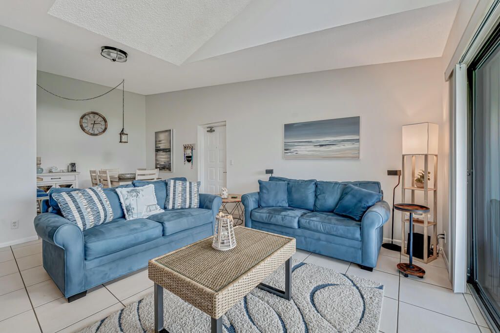 1112 Green Pine Boulevard, Unit G3, West Palm Beach, FL 33409 Photo