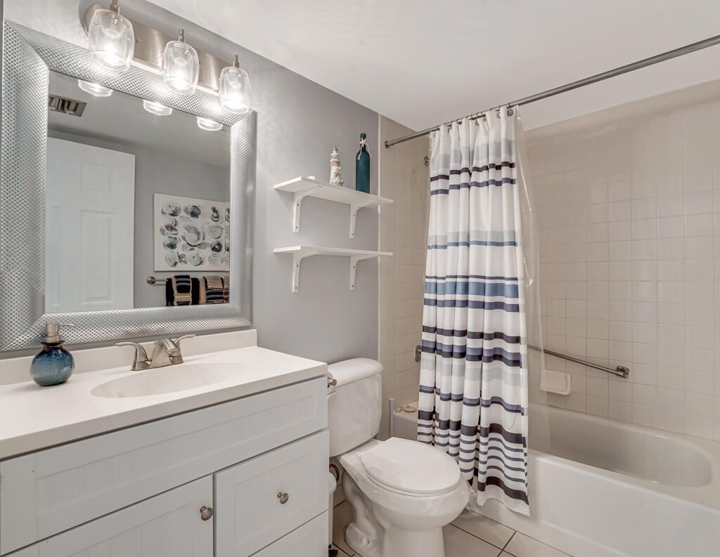 1112 Green Pine Boulevard, Unit G3, West Palm Beach, FL 33409 Photo