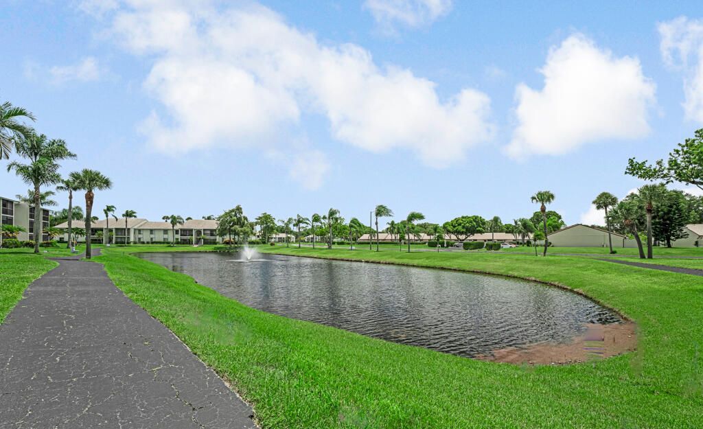1112 Green Pine Boulevard, Unit G3, West Palm Beach, FL 33409 Photo