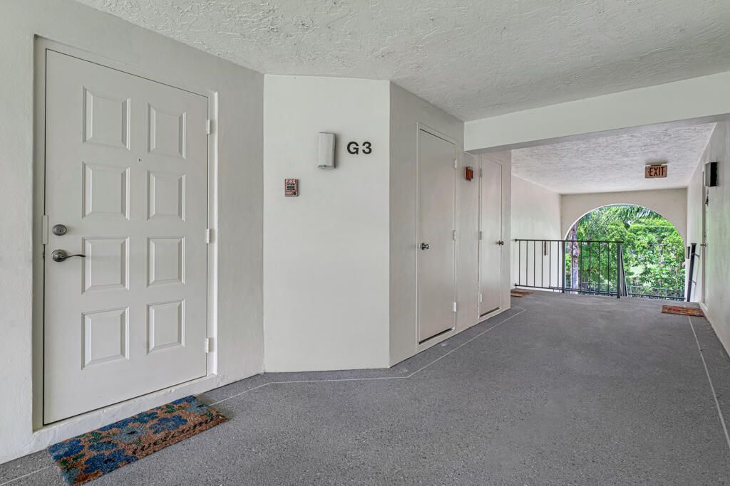 1112 Green Pine Boulevard, Unit G3, West Palm Beach, FL 33409 Photo