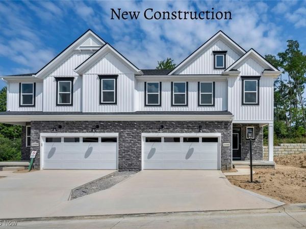 2088 Glenmont Drive, Brunswick, OH 44212