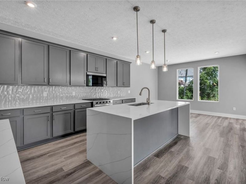 2088 Glenmont Drive, Brunswick, OH 44212 Photo 12