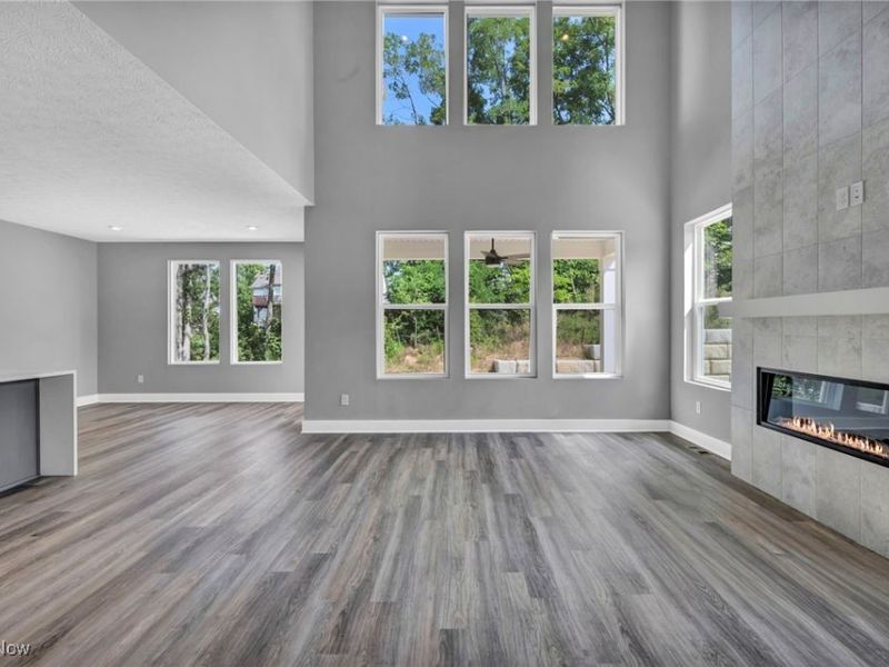 2088 Glenmont Drive, Brunswick, OH 44212 Photo 8