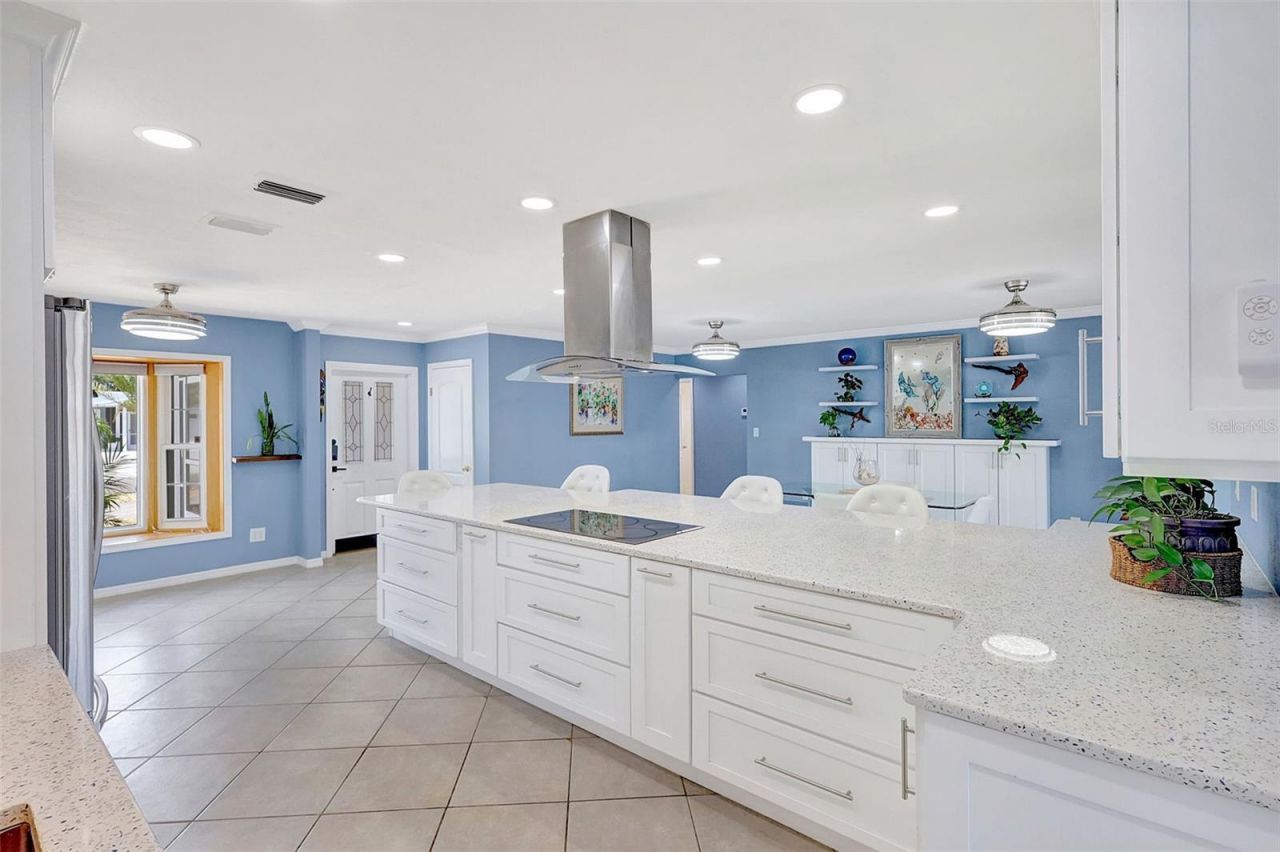 4216 Royal Palm Drive, Bradenton, FL 34210 Photo