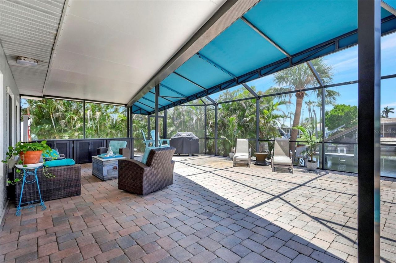 4216 Royal Palm Drive, Bradenton, FL 34210 Photo