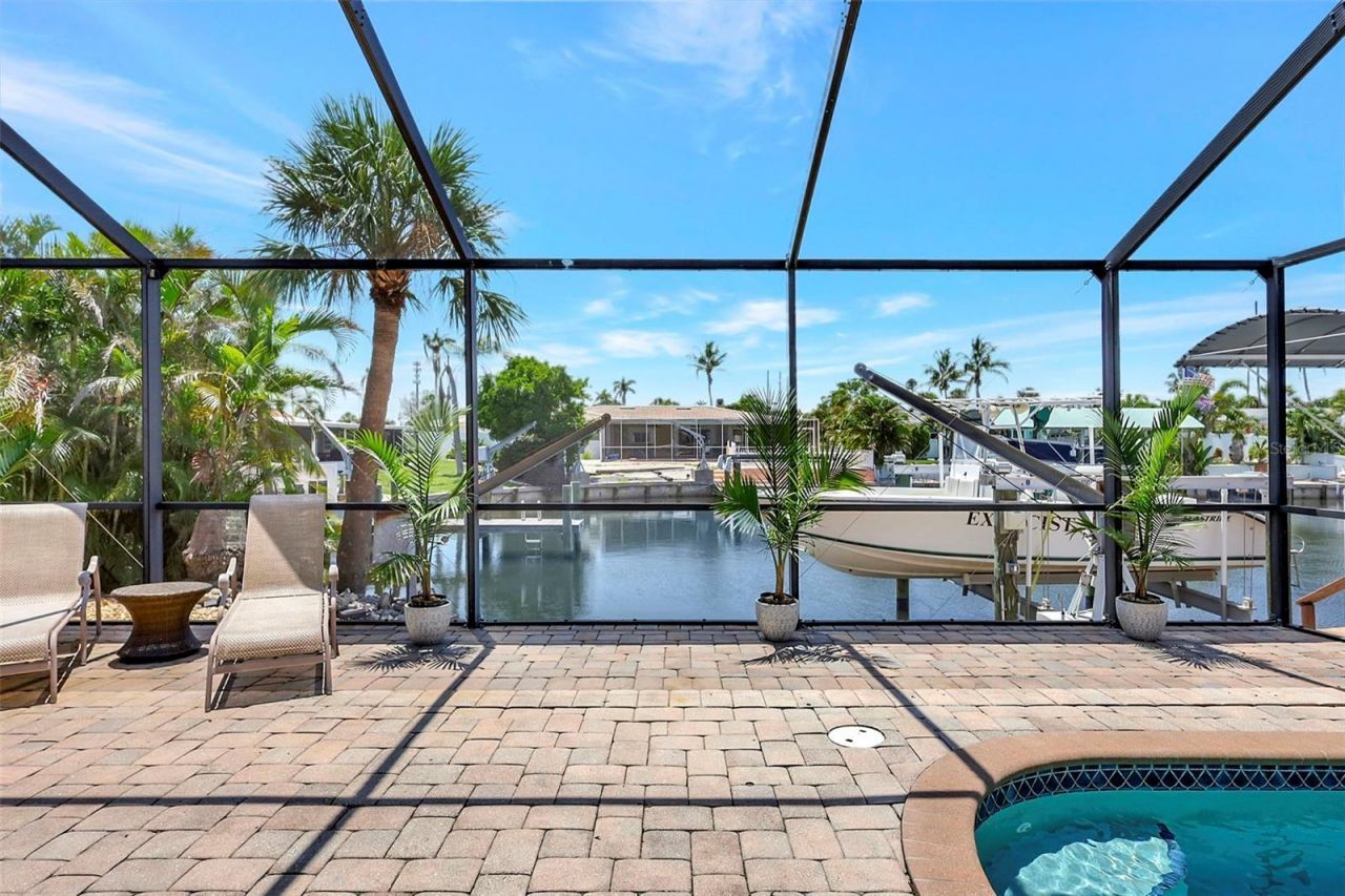 4216 Royal Palm Drive, Bradenton, FL 34210 Photo