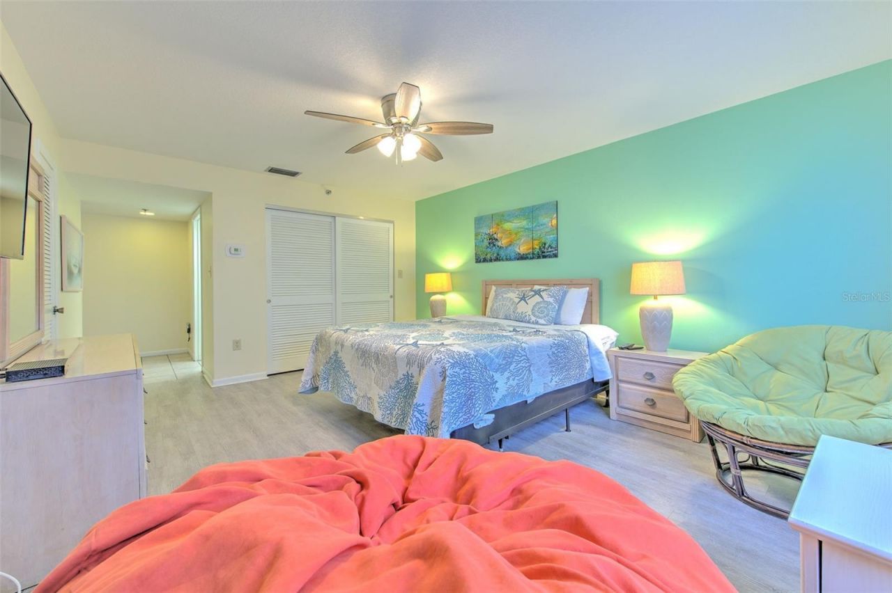 17450 Gulf Boulevard, Unit 103, Redington Shores, FL 33708 Photo