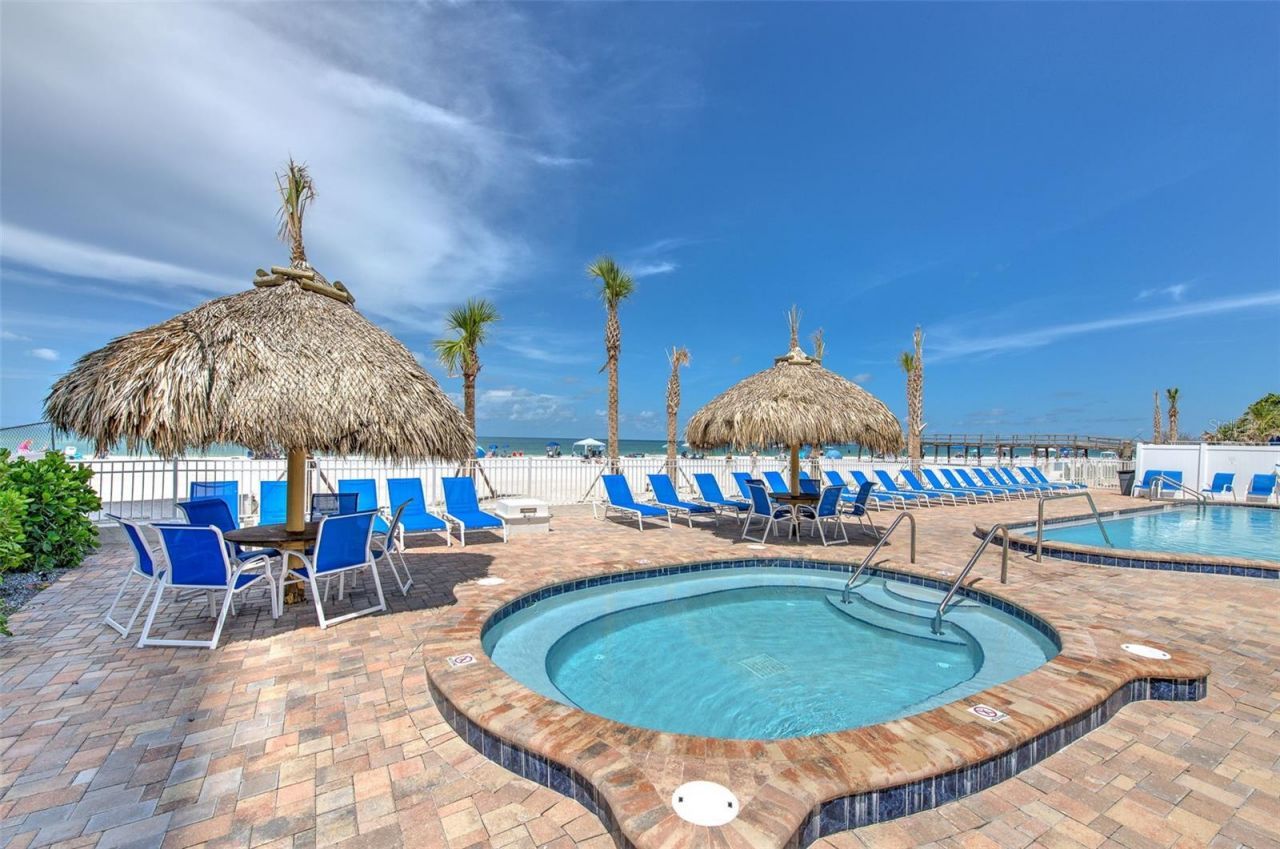 17450 Gulf Boulevard, Unit 103, Redington Shores, FL 33708 Photo