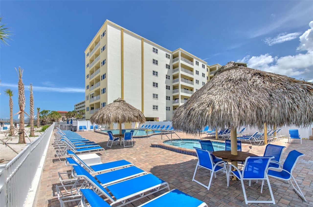 17450 Gulf Boulevard, Unit 103, Redington Shores, FL 33708 Photo
