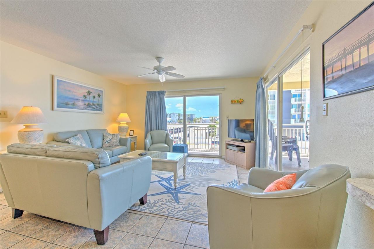 17450 Gulf Boulevard, Unit 103, Redington Shores, FL 33708 Photo