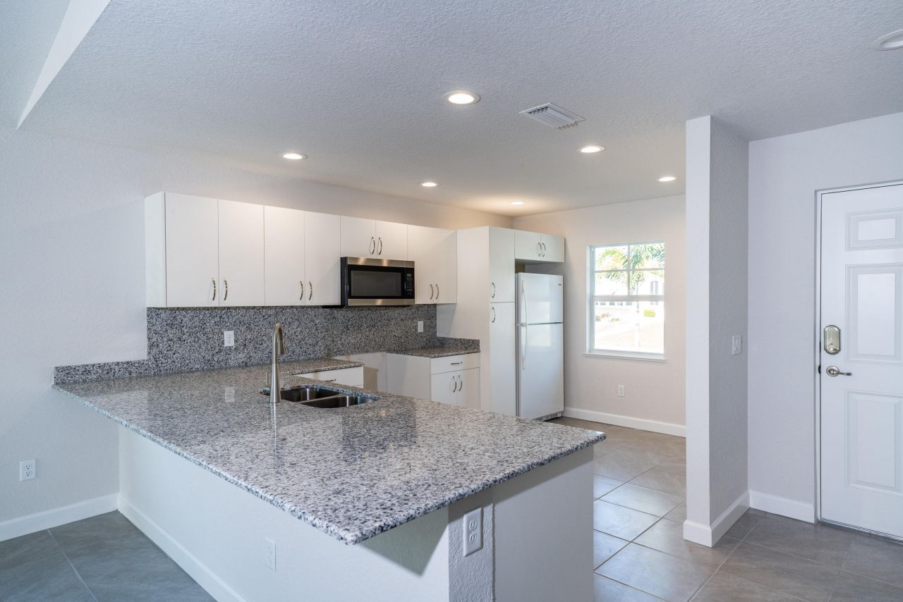 6724 Mar Pacifico, Fort Pierce, FL 34951 Photo