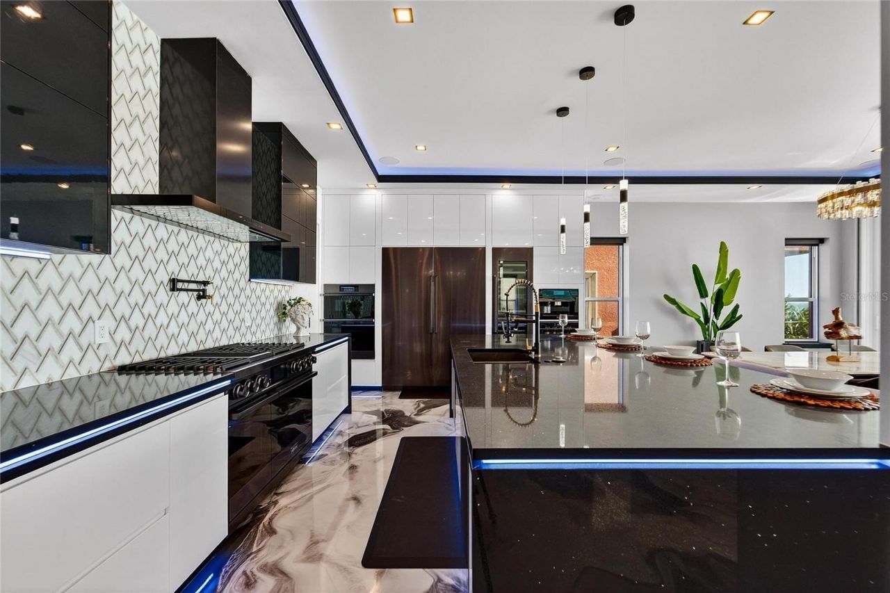 9600 W Gulf Boulevard, Treasure Island, FL 33706 Photo