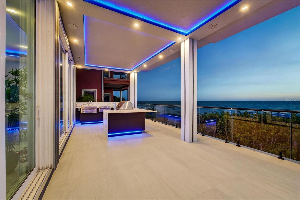 9600 W Gulf Boulevard, Treasure Island, FL 33706 Photo