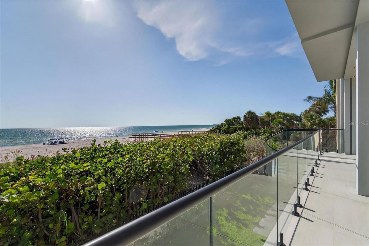 9600 W Gulf Boulevard, Treasure Island, FL 33706 Photo