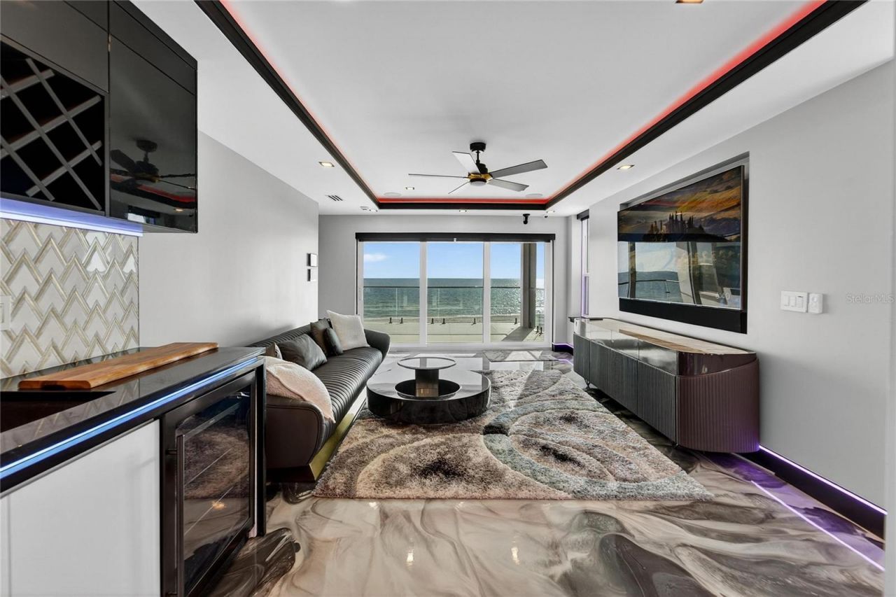 9600 W Gulf Boulevard, Treasure Island, FL 33706 Photo