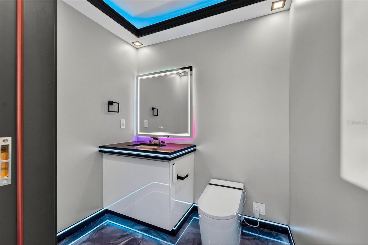 9600 W Gulf Boulevard, Treasure Island, FL 33706 Photo