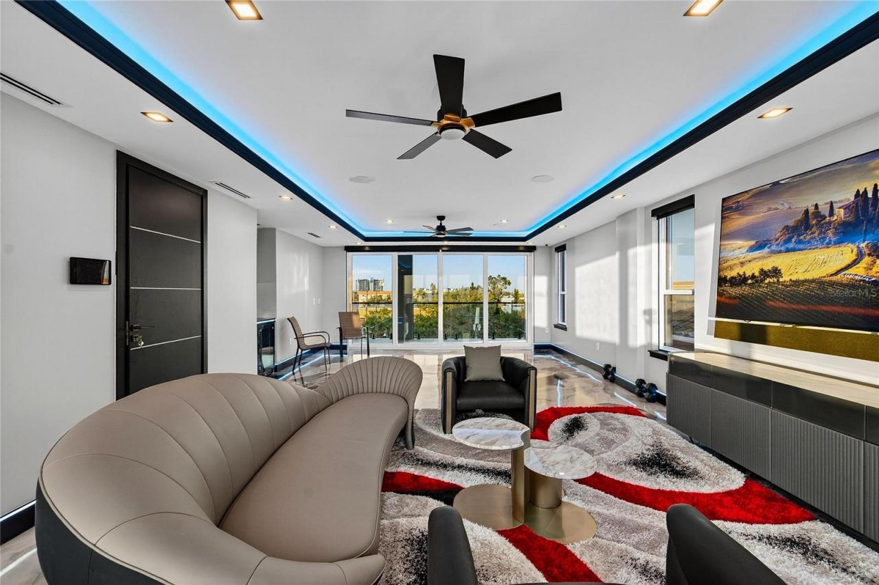 9600 W Gulf Boulevard, Treasure Island, FL 33706 Photo