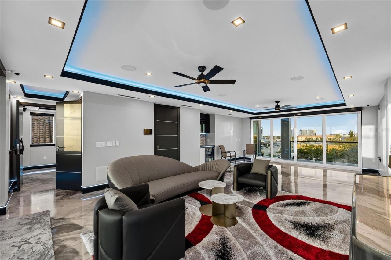 9600 W Gulf Boulevard, Treasure Island, FL 33706 Photo