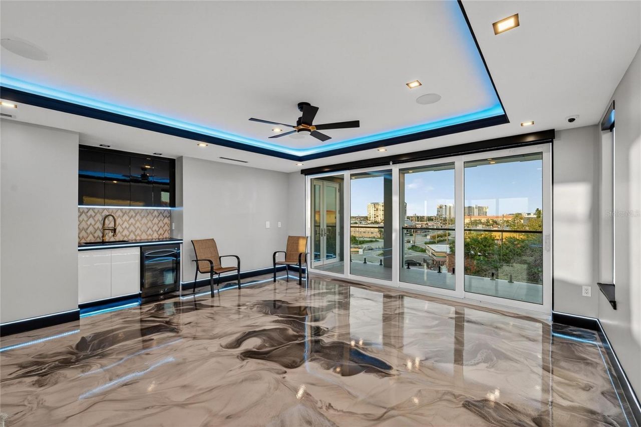 9600 W Gulf Boulevard, Treasure Island, FL 33706 Photo