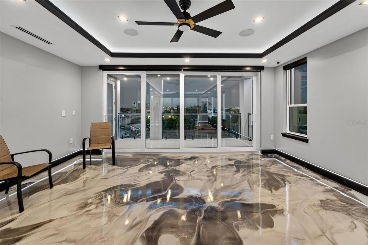 9600 W Gulf Boulevard, Treasure Island, FL 33706 Photo