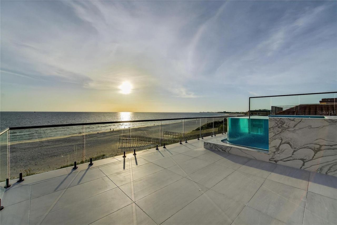 9600 W Gulf Boulevard, Treasure Island, FL 33706 Photo