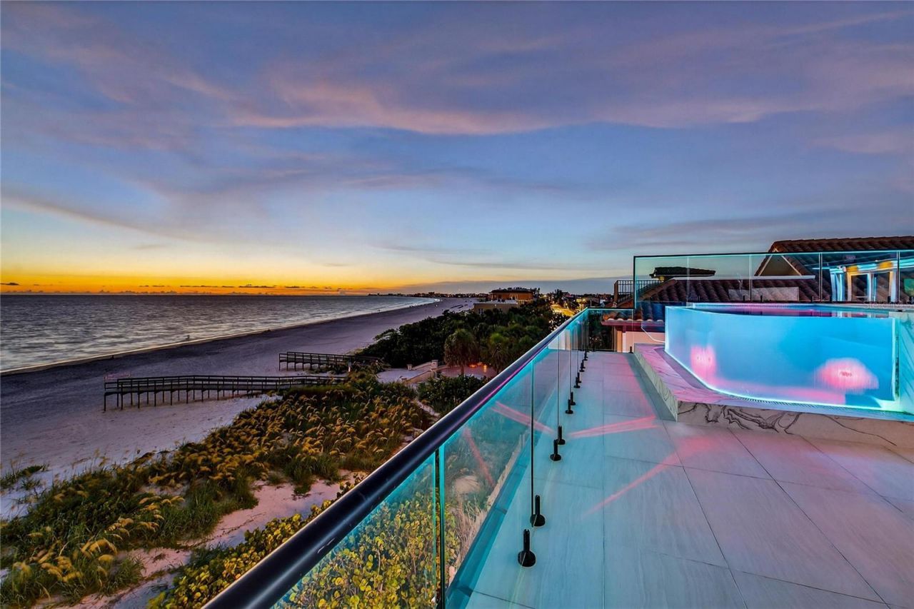 9600 W Gulf Boulevard, Treasure Island, FL 33706 Photo