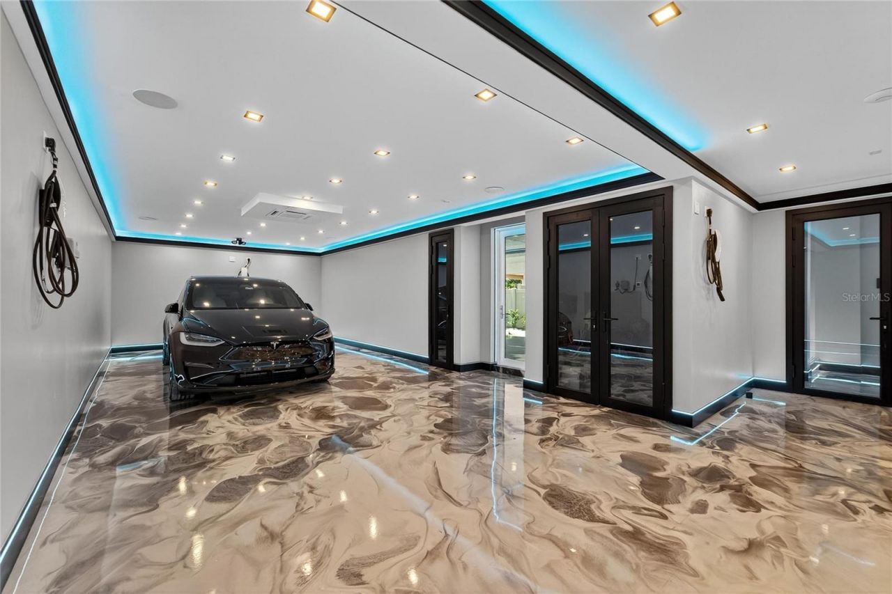 9600 W Gulf Boulevard, Treasure Island, FL 33706 Photo