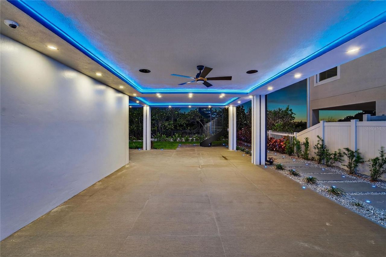 9600 W Gulf Boulevard, Treasure Island, FL 33706 Photo