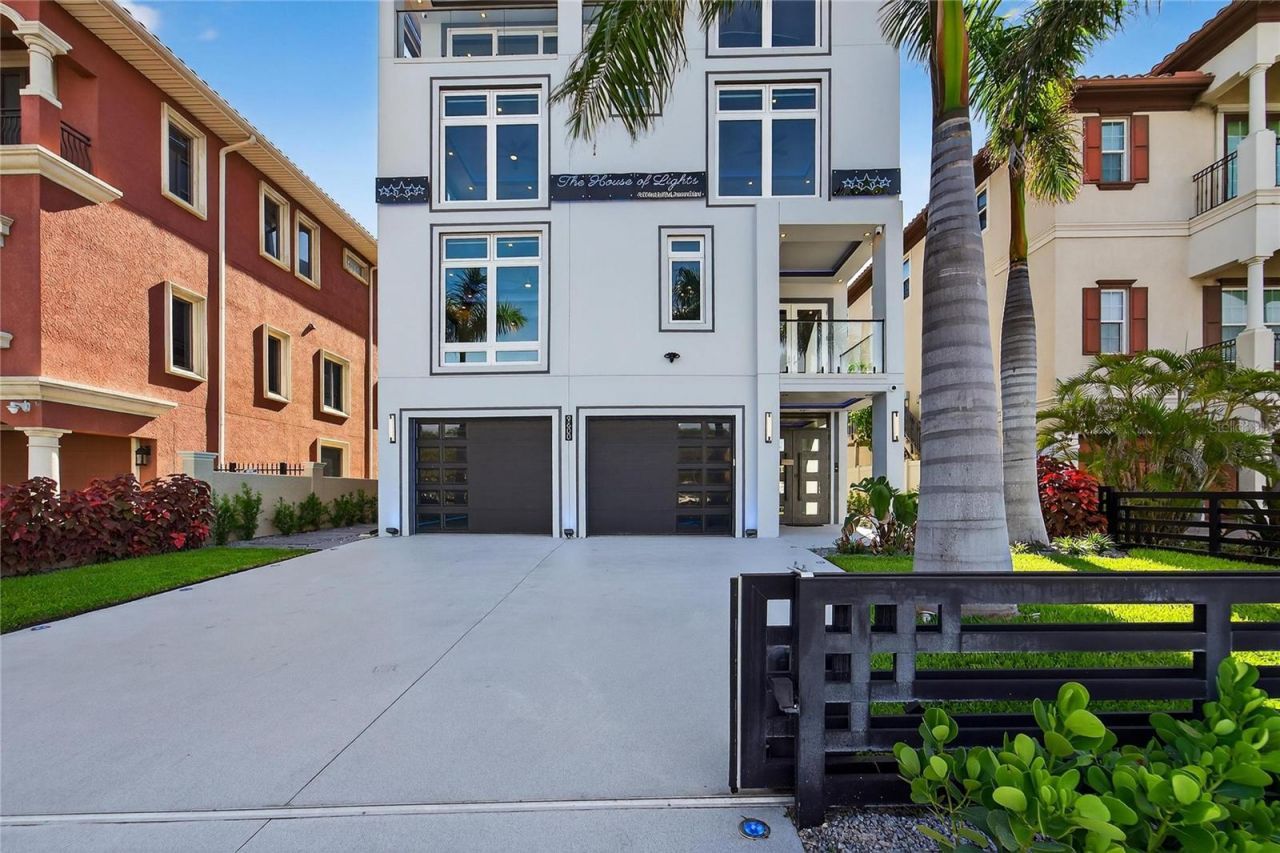 9600 W Gulf Boulevard, Treasure Island, FL 33706 Photo