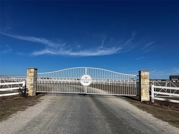 000 County Road 1258, Whitesboro, TX 76273