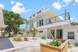 637 S Orlando Avenue, Cocoa Beach, FL 32931 Photo