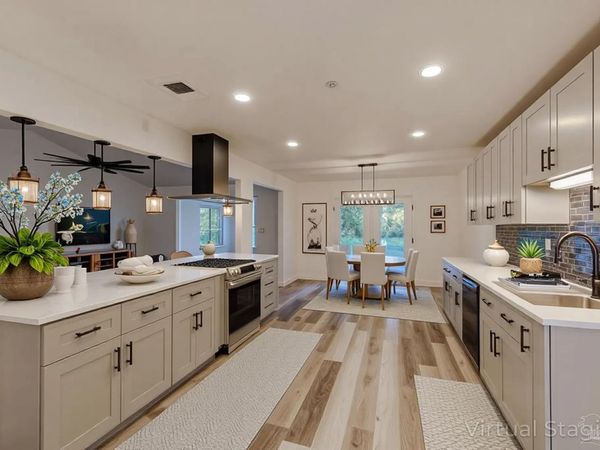 2757 Manuel Dr, Lillian, AL 36549