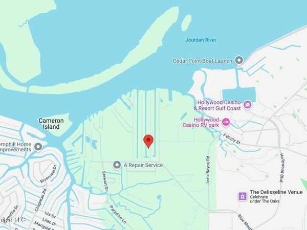 30 Fiber Street, Bay Saint Louis, MS 39520