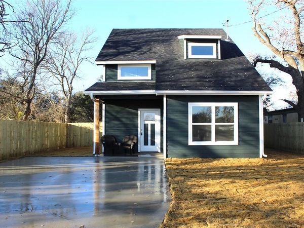 1430 N Bates Street, Stephenville, TX 76401