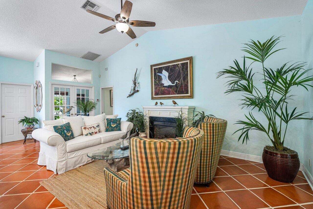 13982 Paddock Drive, Wellington, FL 33414 Photo