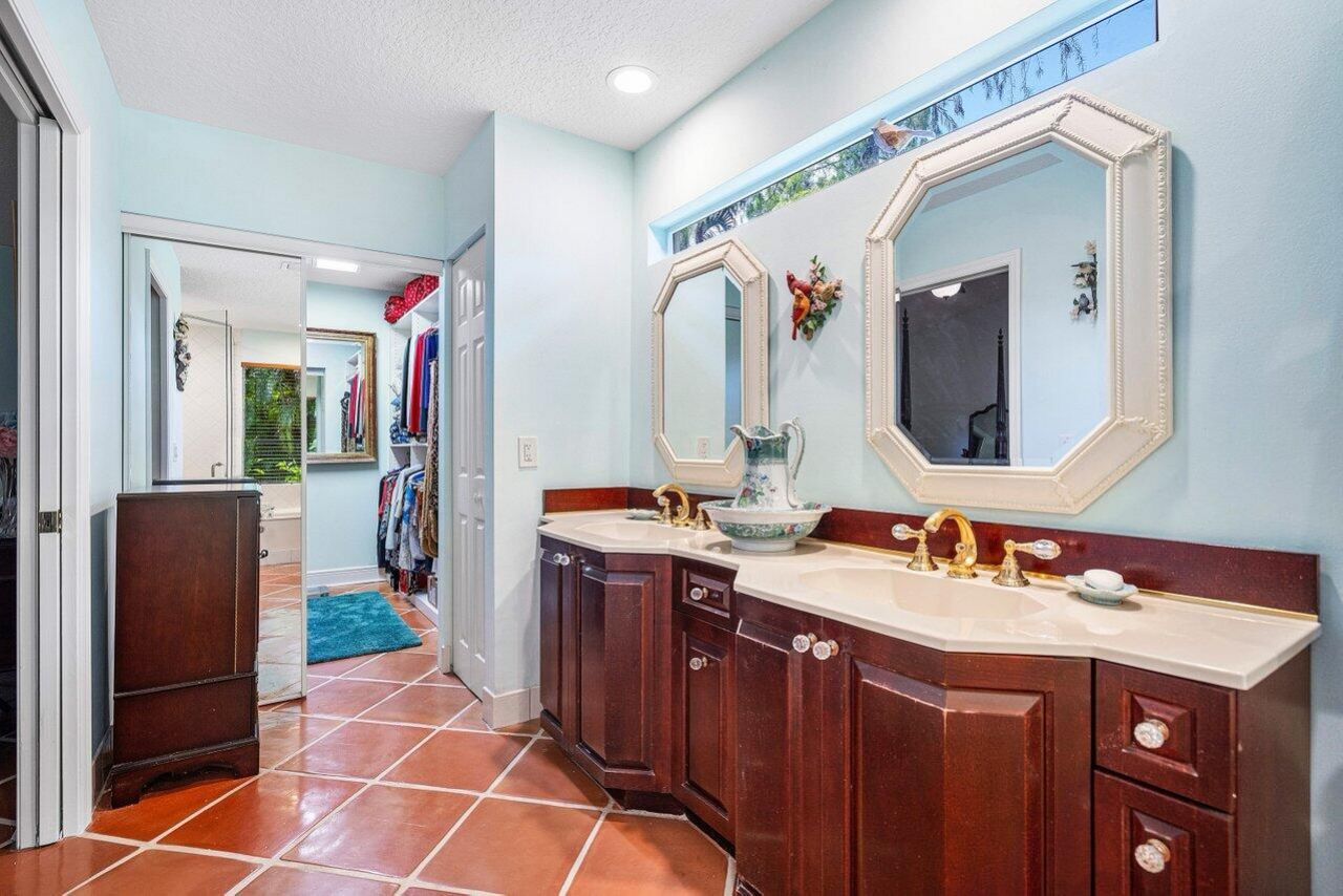 13982 Paddock Drive, Wellington, FL 33414 Photo