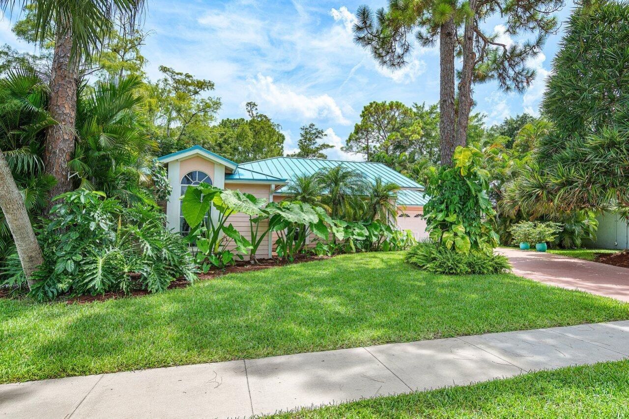 13982 Paddock Drive, Wellington, FL 33414 Photo