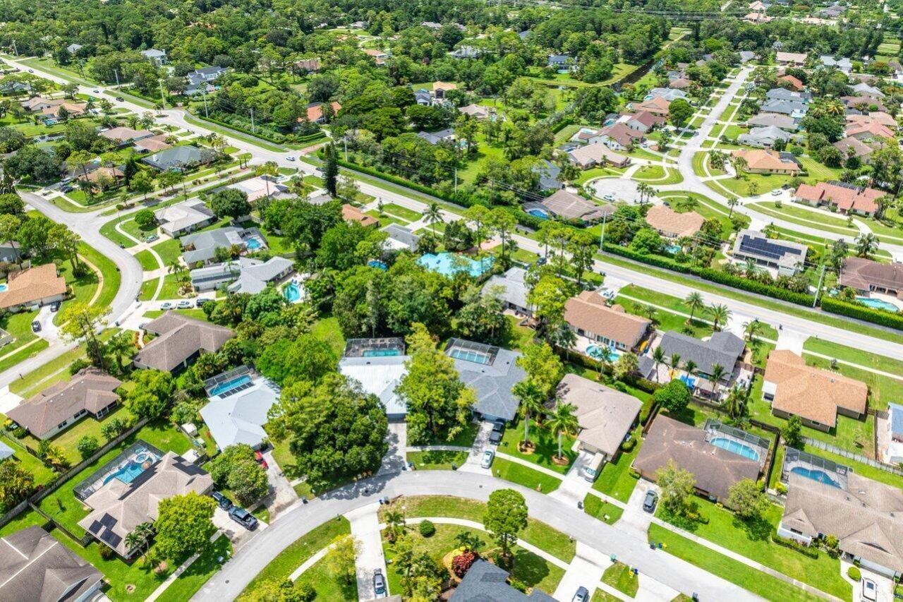 13982 Paddock Drive, Wellington, FL 33414 Photo