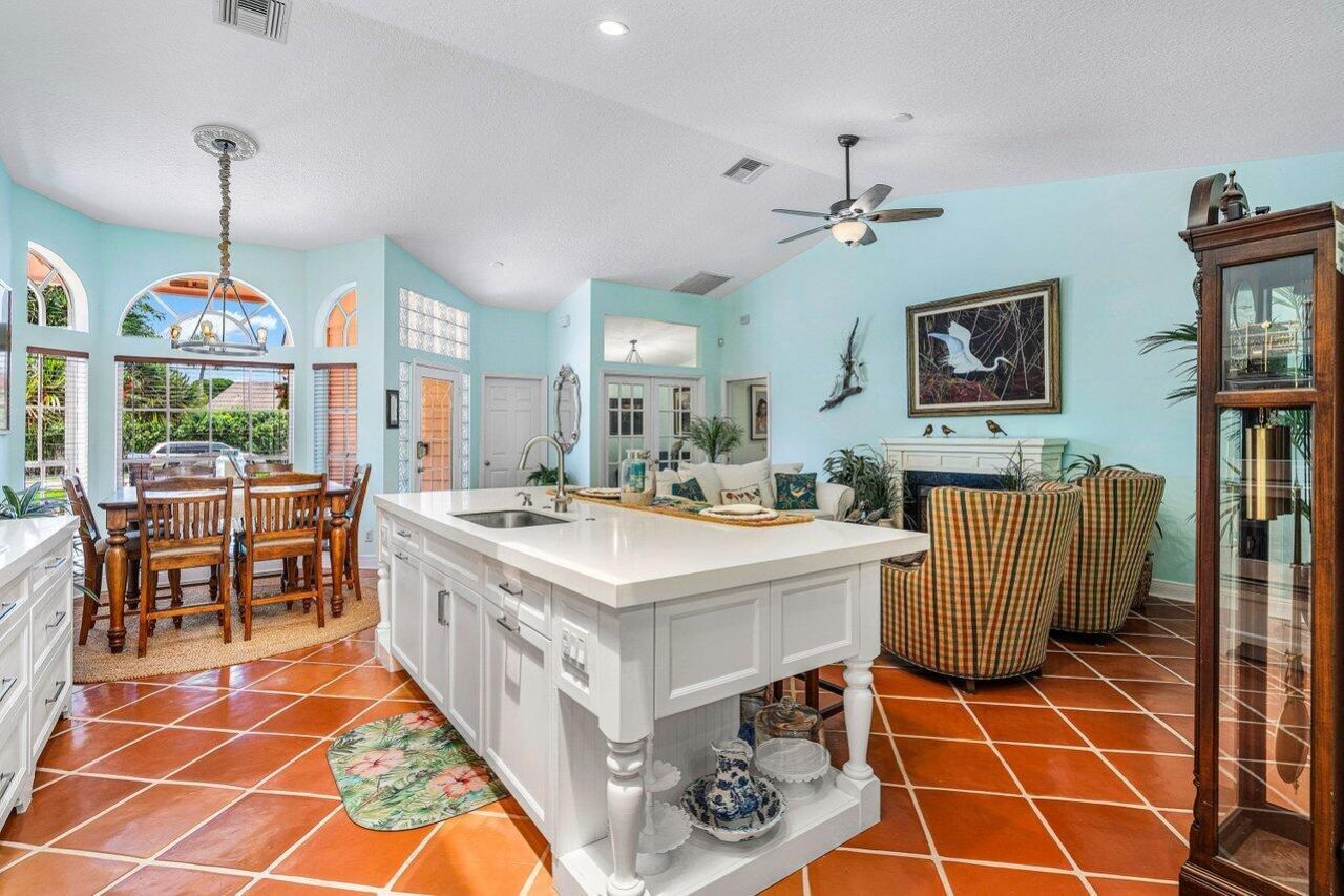 13982 Paddock Drive, Wellington, FL 33414 Photo